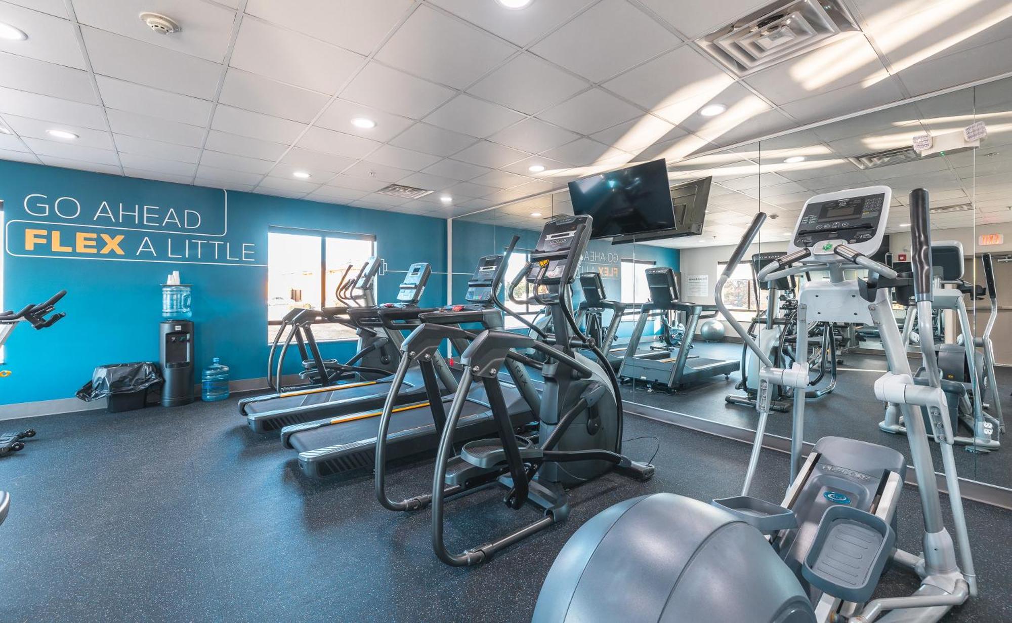 Holiday Inn Express Hotel And Suites Saint Robert By Ihg Eksteriør billede
