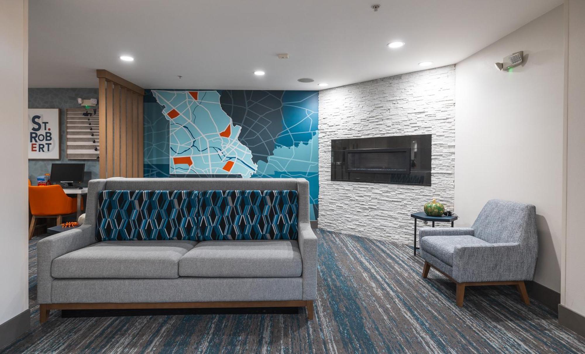 Holiday Inn Express Hotel And Suites Saint Robert By Ihg Eksteriør billede