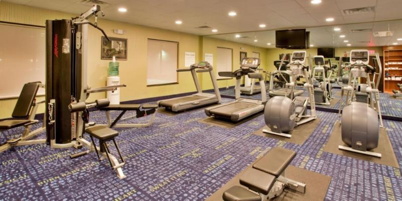 Holiday Inn Express Hotel And Suites Saint Robert By Ihg Eksteriør billede
